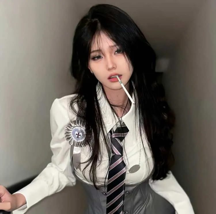 【高能特工】《伟大的隐藏者》金秀贤巅峰动作戏：潜伏在南韩村庄的北韩精英特工，结局极度催泪